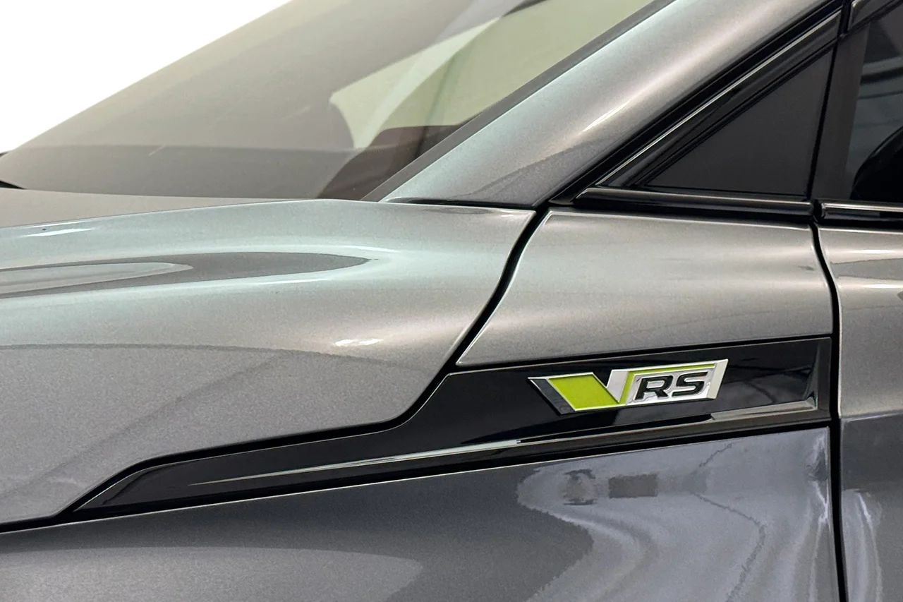 Skoda Enyaq Coupé RS Solid Advanced Drag CANTON HUD Pano Stolsminne 340hk – bild 10 av 37
