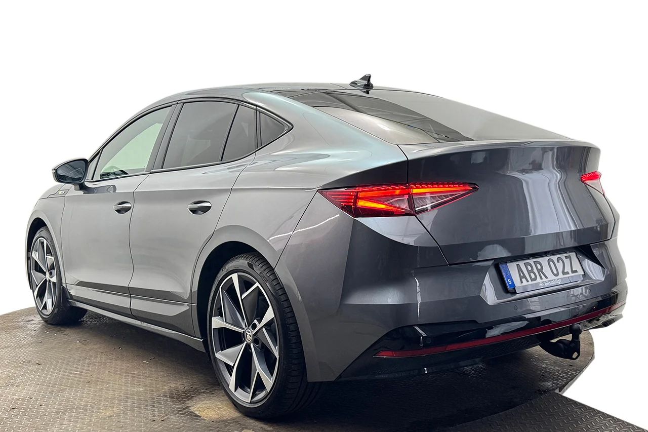 Skoda Enyaq Coupé RS Solid Advanced Drag CANTON HUD Pano Stolsminne 340hk – bild 7 av 37