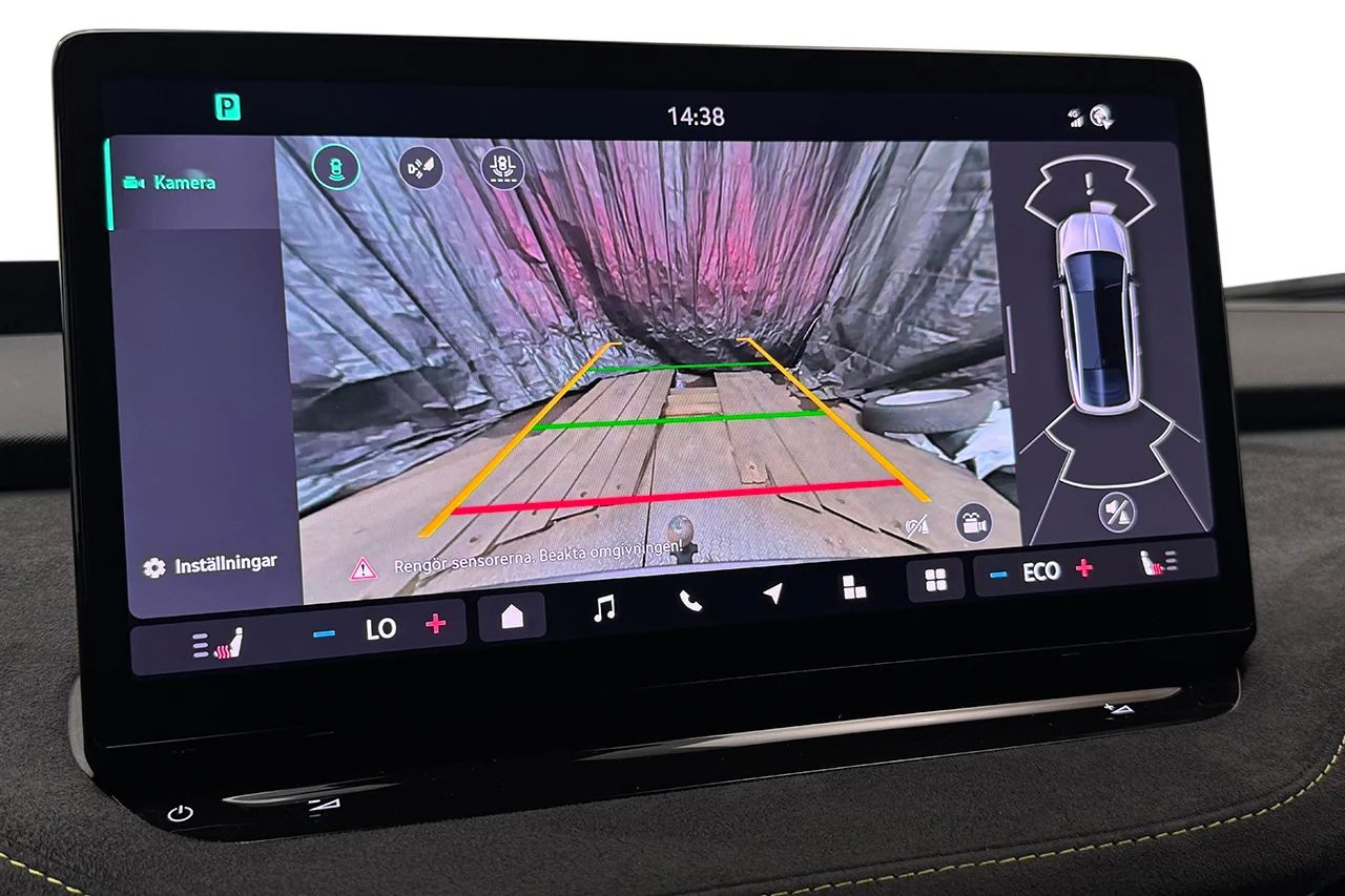 Skoda Enyaq Coupé RS Solid Advanced Drag CANTON HUD Pano Stolsminne 340hk – bild 25 av 37