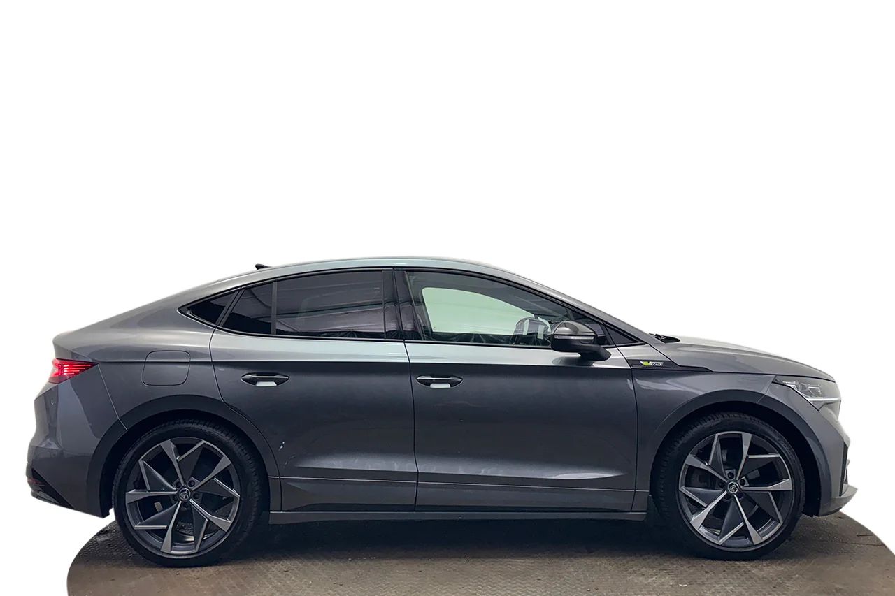 Skoda Enyaq Coupé RS Solid Advanced Drag CANTON HUD Pano Stolsminne 340hk – bild 4 av 37