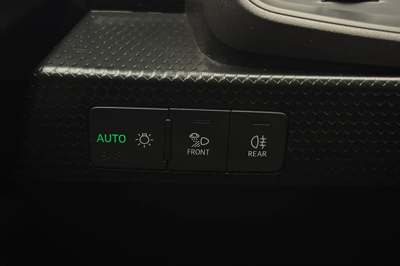 Audi A1 Sportback 30 TFSI Automat Proline Cockpit P-Sensorer MOMS 116hk – bild 27 av 29