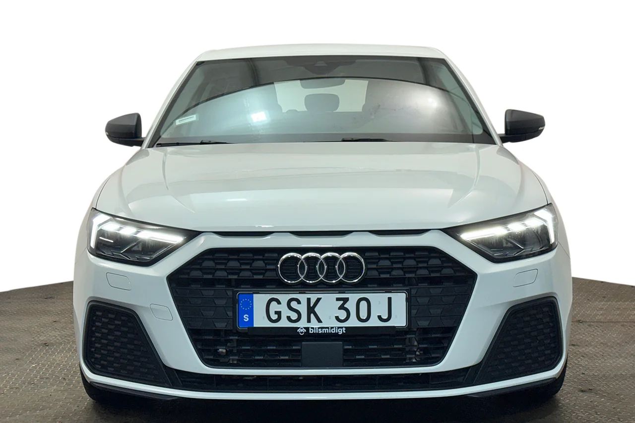 Audi A1 Sportback 30 TFSI Automat Proline Cockpit P-Sensorer MOMS 116hk – bild 2 av 29