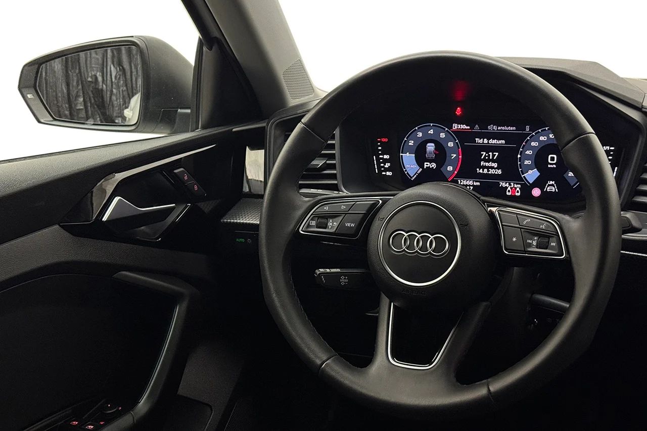 Audi A1 Sportback 30 TFSI Automat Proline Cockpit P-Sensorer MOMS 116hk – bild 15 av 29