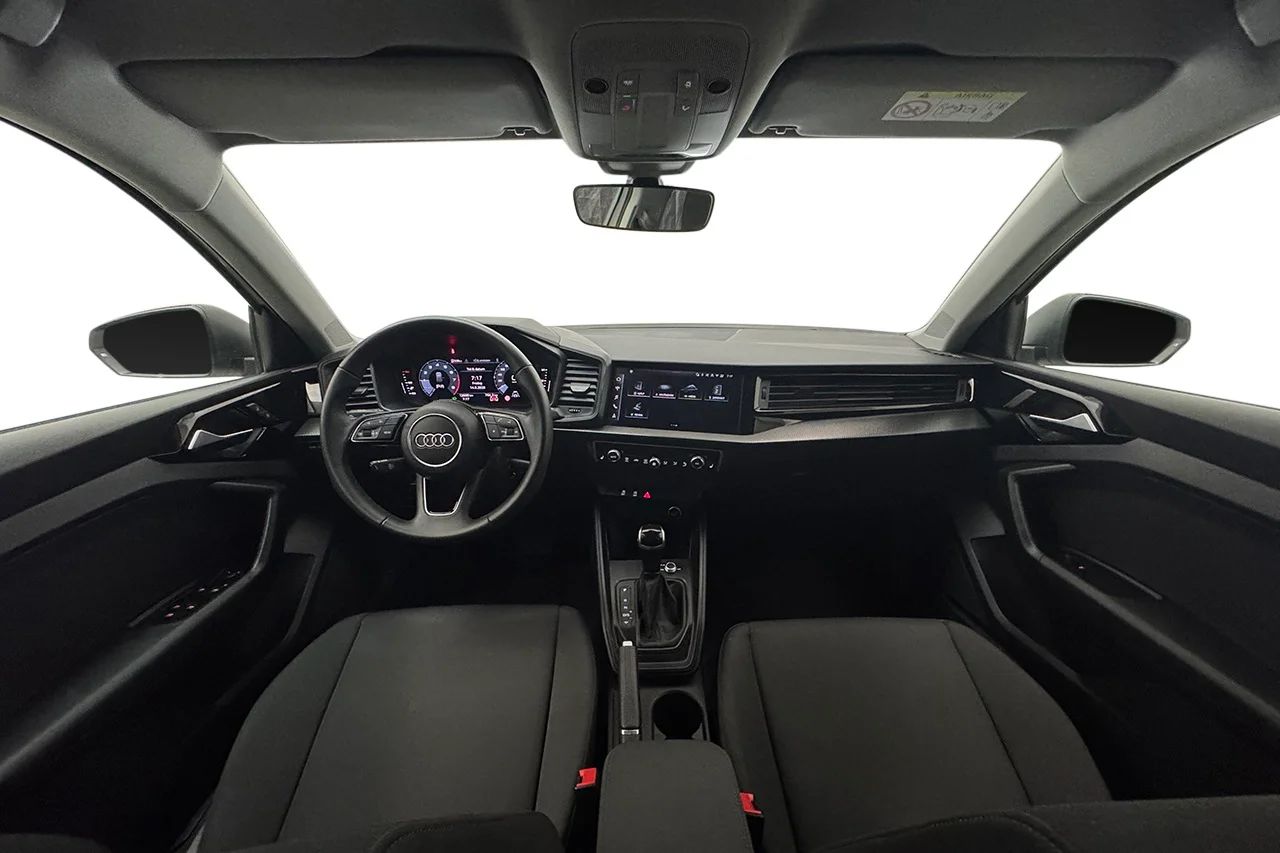 Audi A1 Sportback 30 TFSI Automat Proline Cockpit P-Sensorer MOMS 116hk – bild 14 av 29