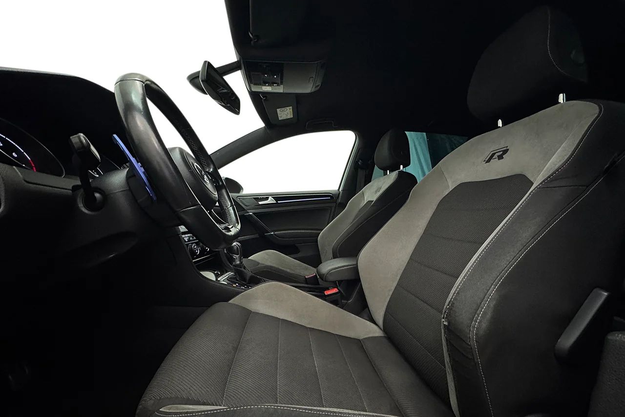 Volkswagen Golf 5-d R 2.0 TSI Aut 4M Kamera P-Sens DYNAUDIO Kamkedja 300hk – bild 11 av 33