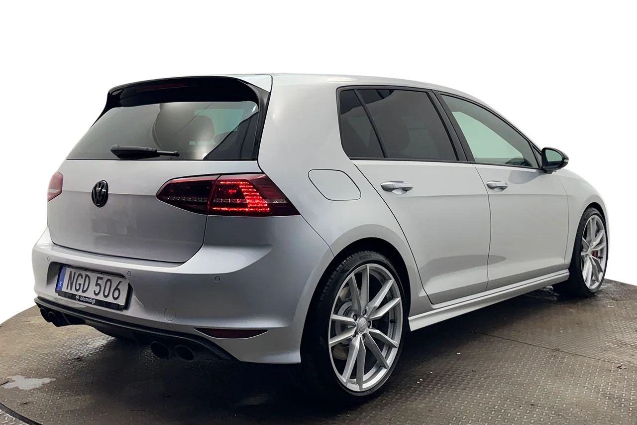 Volkswagen Golf 5-d R 2.0 TSI Aut 4M Kamera P-Sens DYNAUDIO Kamkedja 300hk – bild 5 av 33