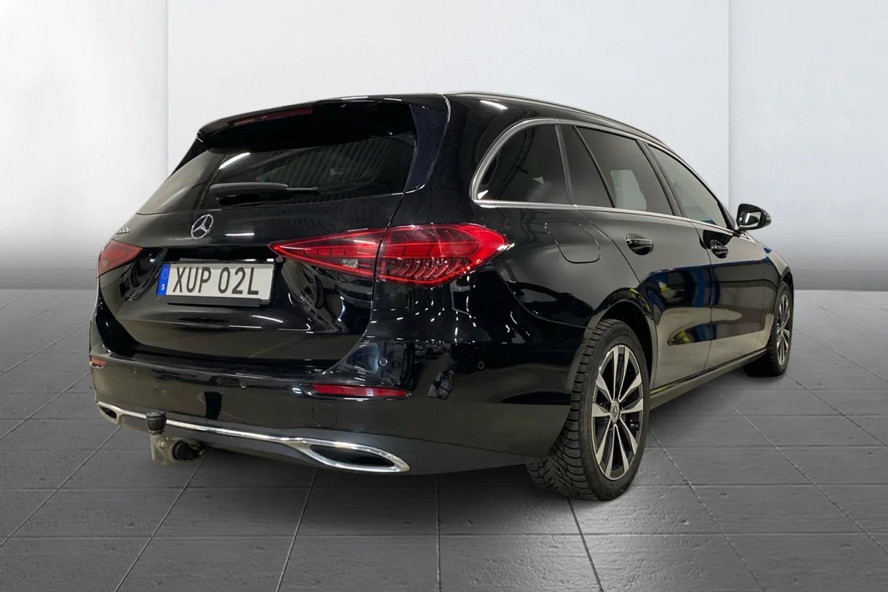 Mercedes-Benz C 300 T e Avantgarde Drag Navi Kamera Burmester 313hk – bild 4 av 9