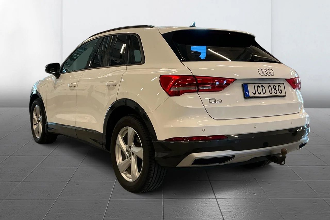 Audi Q3 35 TDI Aut Proline Advanced Drag Cockpit Värmare 150hk – bild 5 av 10