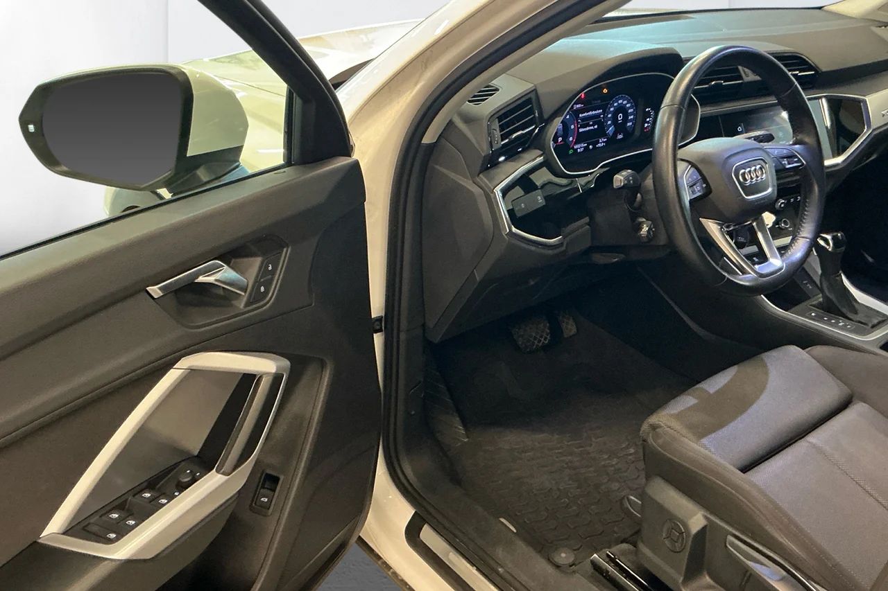 Audi Q3 35 TDI Aut Proline Advanced Drag Cockpit Värmare 150hk – bild 6 av 10
