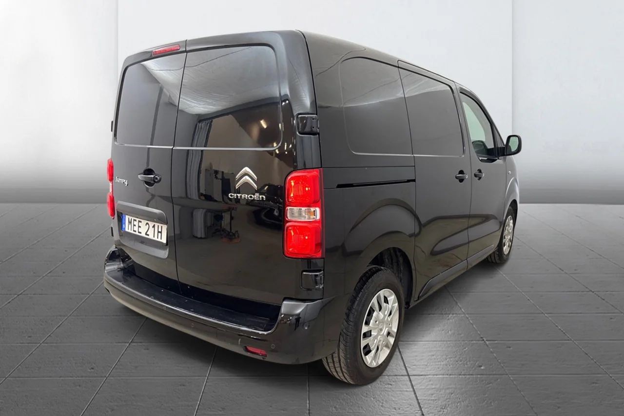Citroën Jumpy 1.5 BlueHDi Kamera P-Sens Värmare 3-sits Delläder 102hk – bild 5 av 12