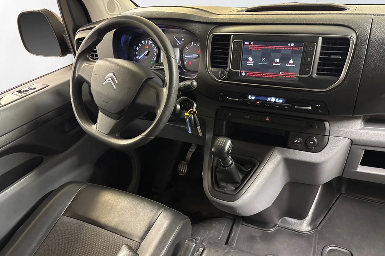 Citroën Jumpy 1.5 BlueHDi Kamera P-Sens Värmare 3-sits Delläder 102hk – bild 9 av 12