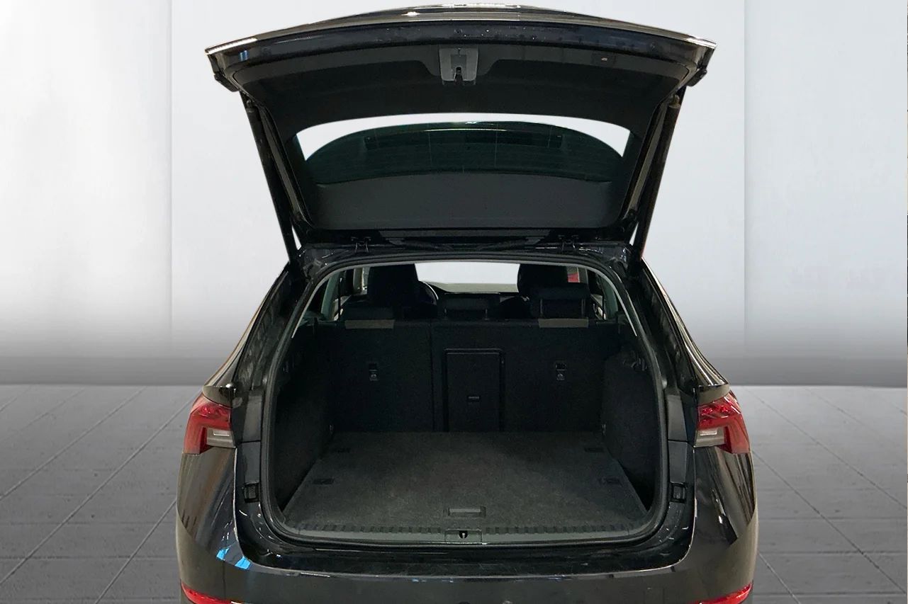 Skoda Octavia Scout 2.0 TDI 4x4 Drag Kamera Cockpit Keyless MOMS 200hk – bild 5 av 11