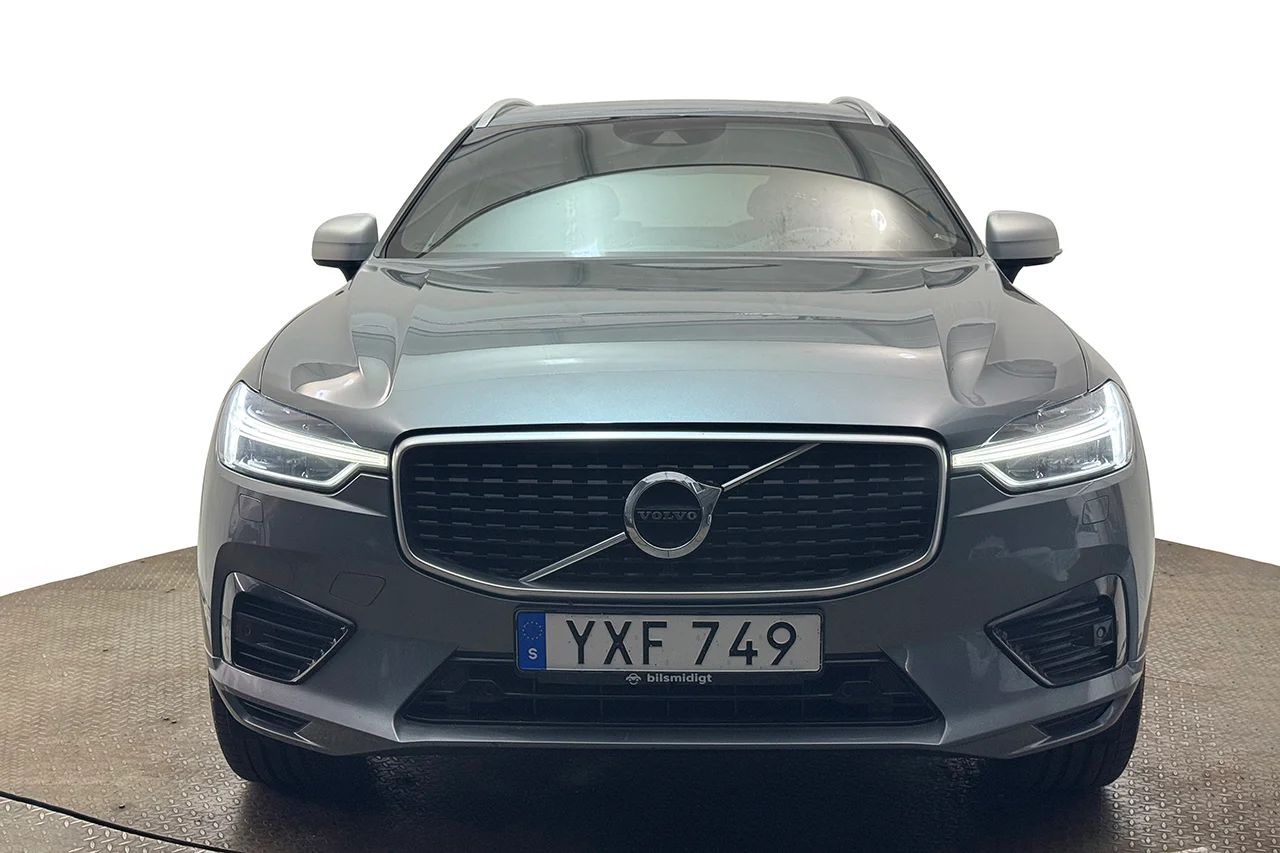 Volvo XC60 T8 TwEn AWD R Design Drag Pano Navi BLIS Värmare 408hk – bild 2 av 30
