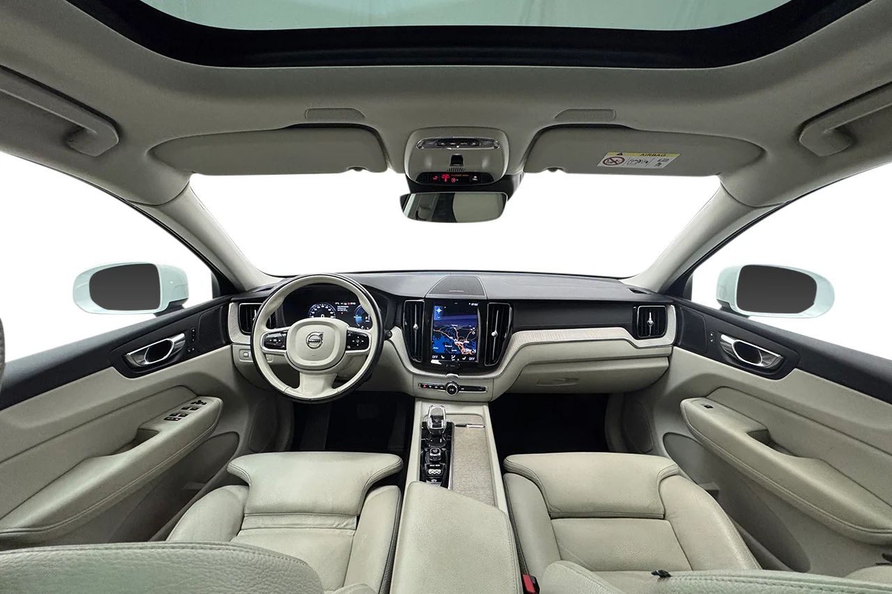 Volvo XC60 Recharge T6 AWD Inscription Drag Läder Pano HUD 360° BLIS Navi H/K – bild 16 av 37
