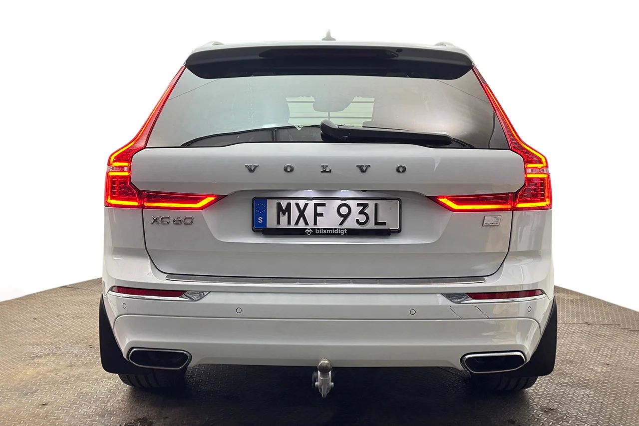 Volvo XC60 Recharge T6 AWD Inscription Drag Läder Pano HUD 360° BLIS Navi H/K – bild 6 av 37