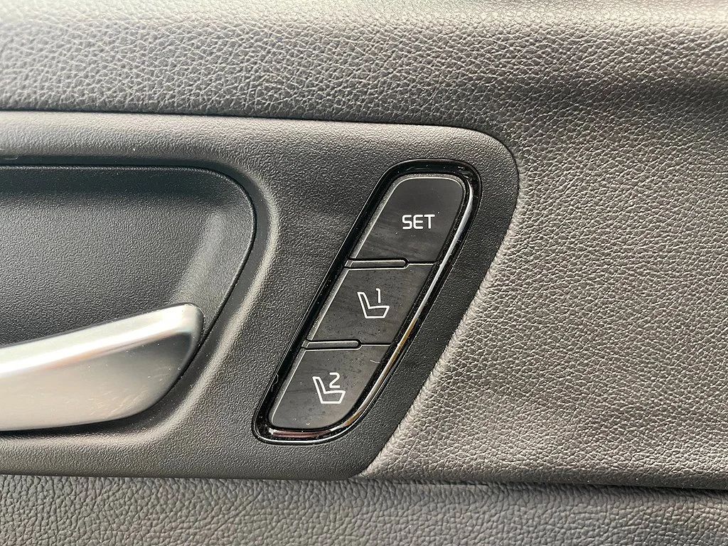Kia Optima SW Plug-in Advance Plus 2 Drag Pano Skinn H/K 205hk – bild 12 av 22