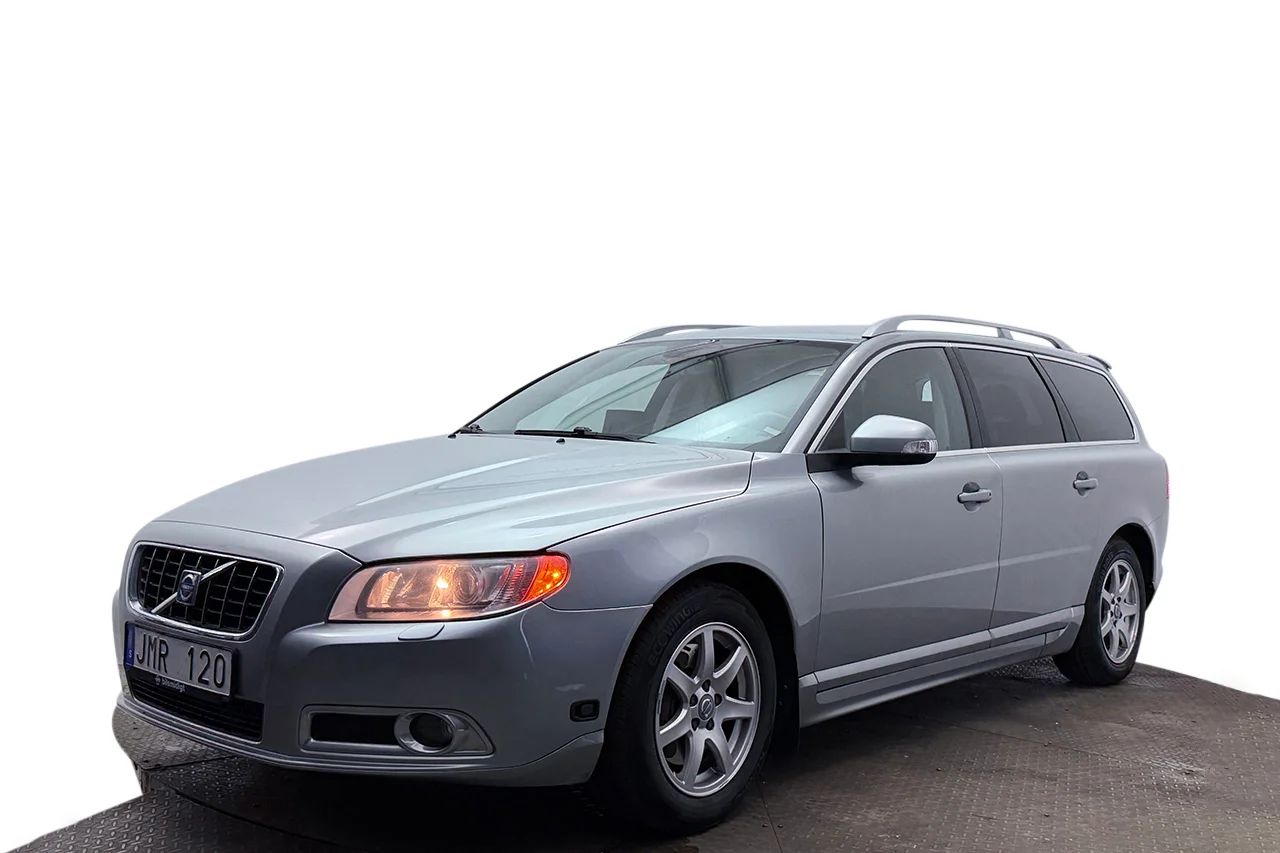 Volvo V70 2.5FT Summum Drag Dynaudio Navi Läder Stolminne 200hk