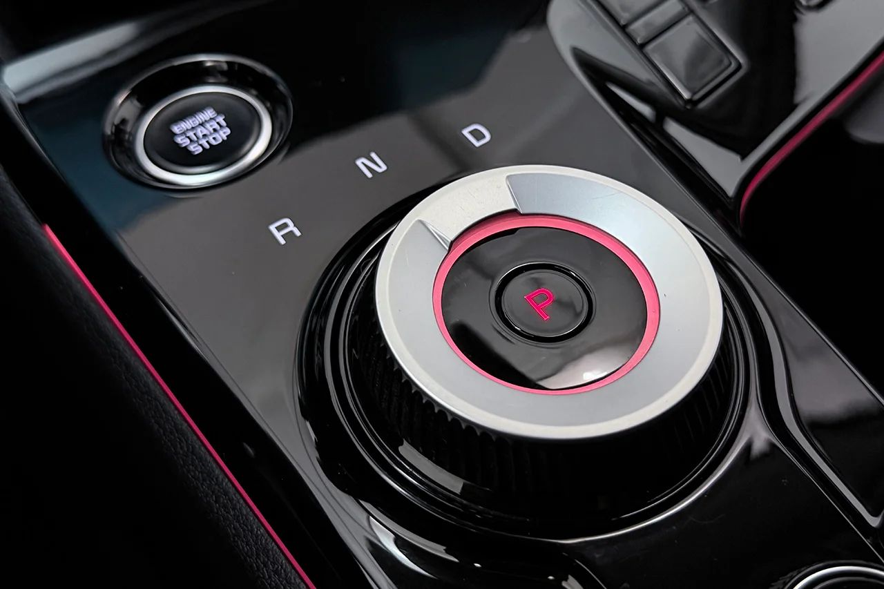 Kia Sportage Plug-In AWD Advance 360° Cockpit Rattvärme MOMS 265hk – bild 31 av 37