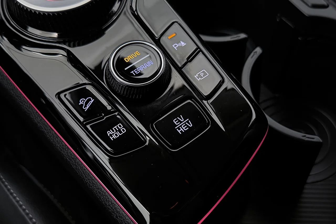 Kia Sportage Plug-In AWD Advance 360° Cockpit Rattvärme MOMS 265hk – bild 33 av 37