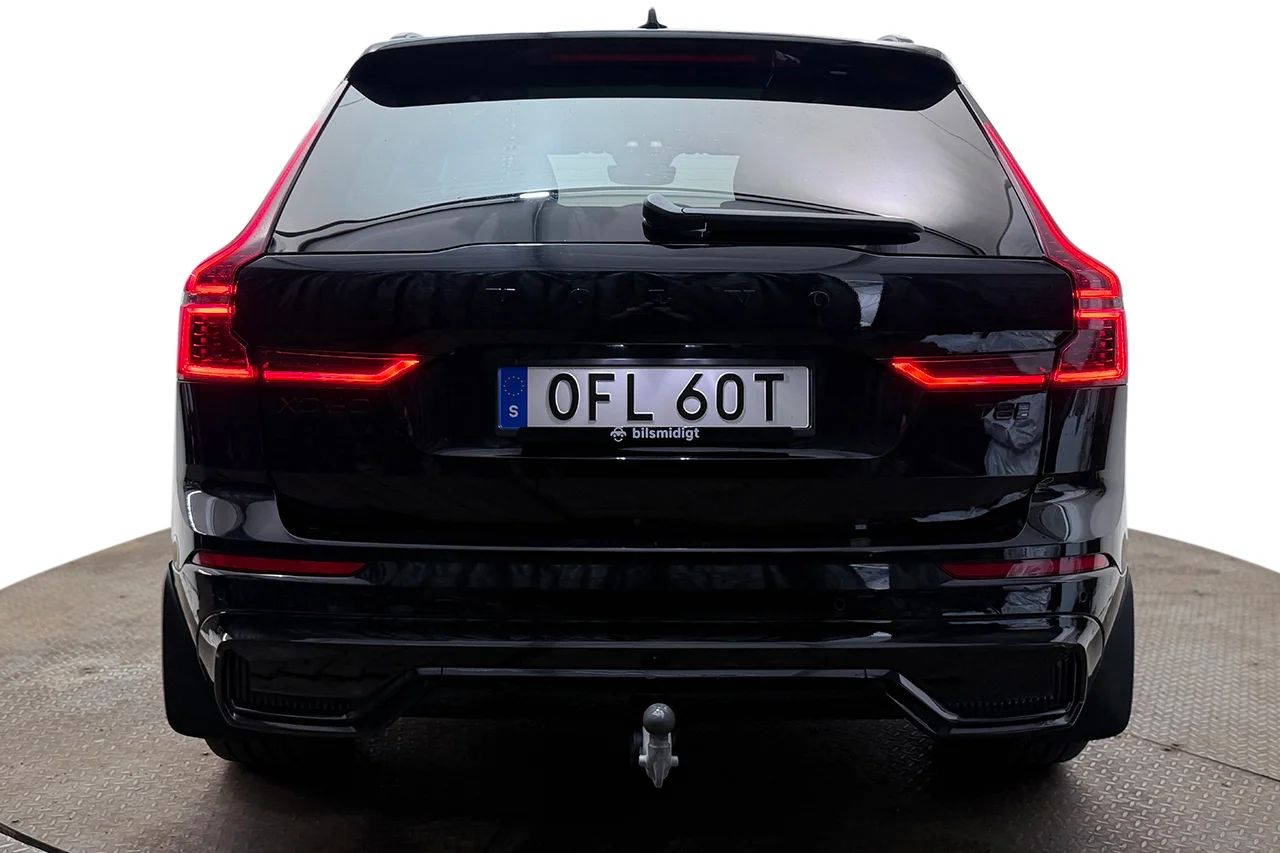 Volvo XC60 T8 Plug-In AWD Ultra Black Drag Pano 360° BLIS B&W HUD 456hk – bild 6 av 37