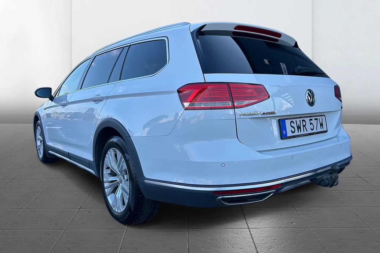 Volkswagen Passat Alltrack 2.0 TDI 4M Executive Drag Cockpit Kamera Värmare Läder MOMS – bild 7 av 26