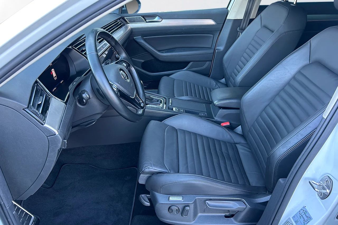 Volkswagen Passat Alltrack 2.0 TDI 4M Executive Drag Cockpit Kamera Värmare Läder MOMS – bild 9 av 26