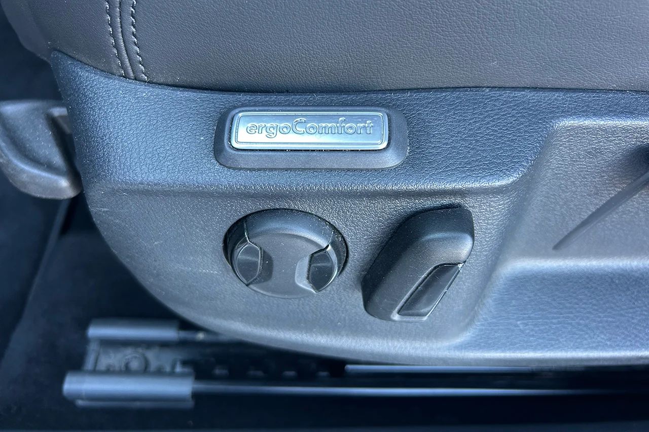 Volkswagen Passat Alltrack 2.0 TDI 4M Executive Drag Cockpit Kamera Värmare Läder MOMS – bild 11 av 26