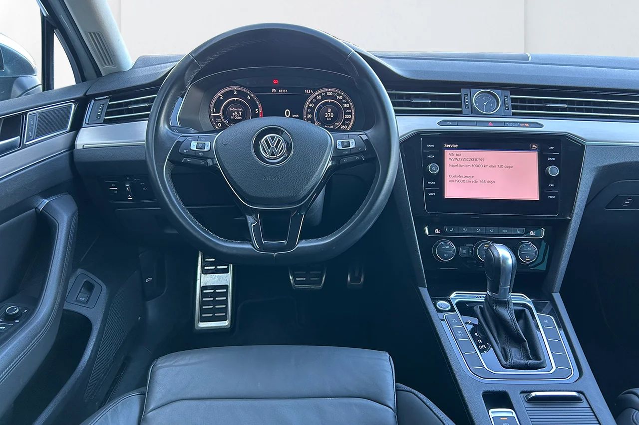 Volkswagen Passat Alltrack 2.0 TDI 4M Executive Drag Cockpit Kamera Värmare Läder MOMS – bild 15 av 26