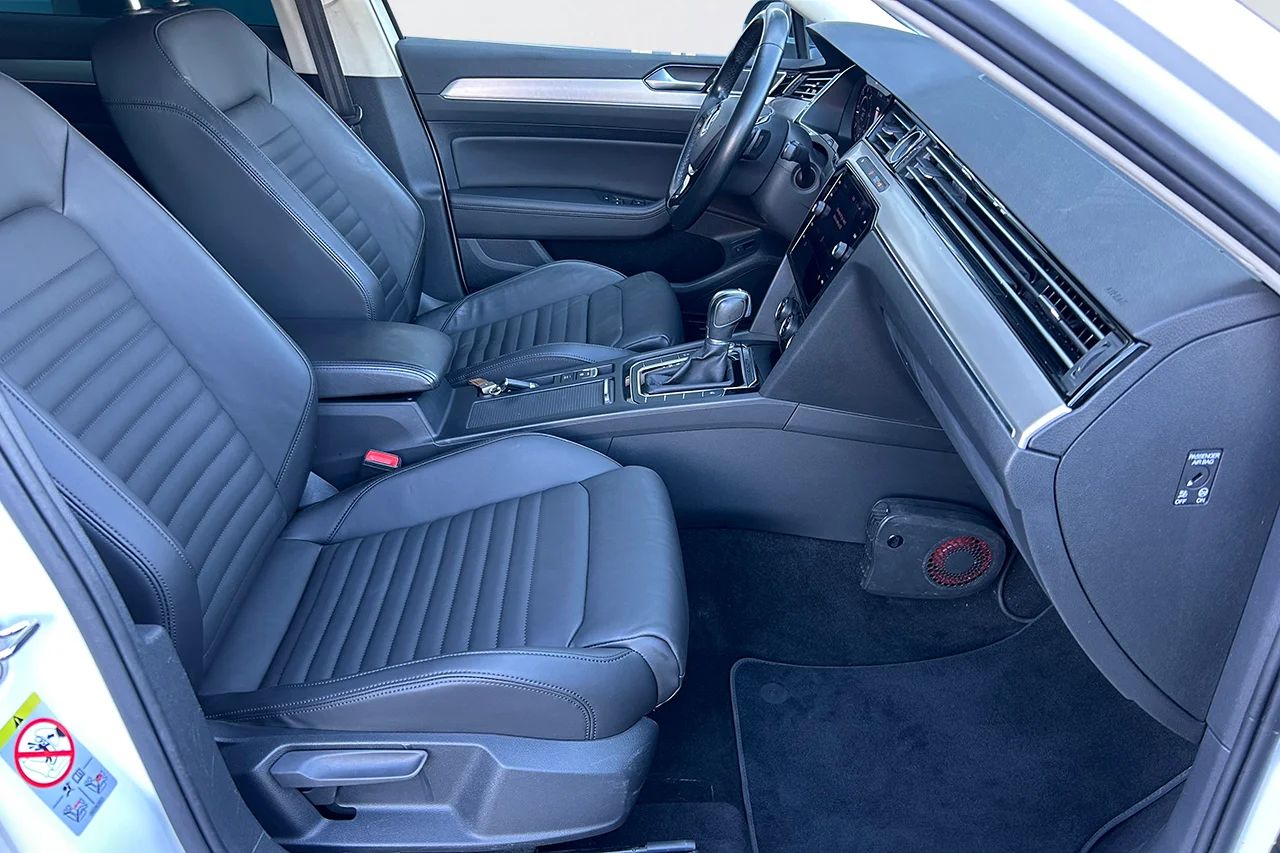 Volkswagen Passat Alltrack 2.0 TDI 4M Executive Drag Cockpit Kamera Värmare Läder MOMS – bild 13 av 26