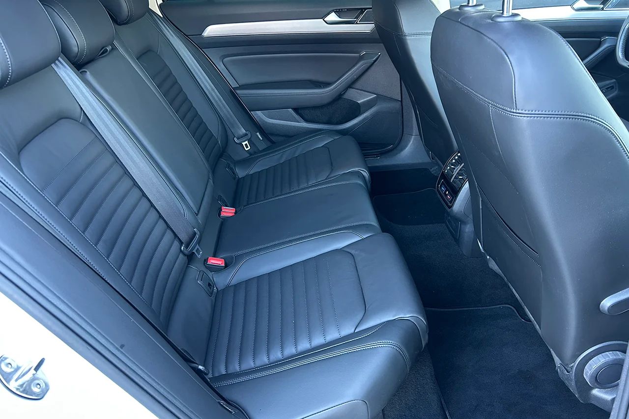 Volkswagen Passat Alltrack 2.0 TDI 4M Executive Drag Cockpit Kamera Värmare Läder MOMS – bild 14 av 26