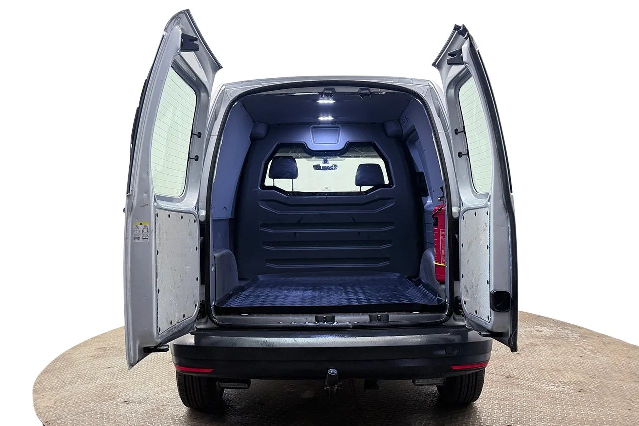 Volkswagen Caddy 2.0 TDI 4Motion Drag Värmare MOMS 122hk – bild 7 av 26