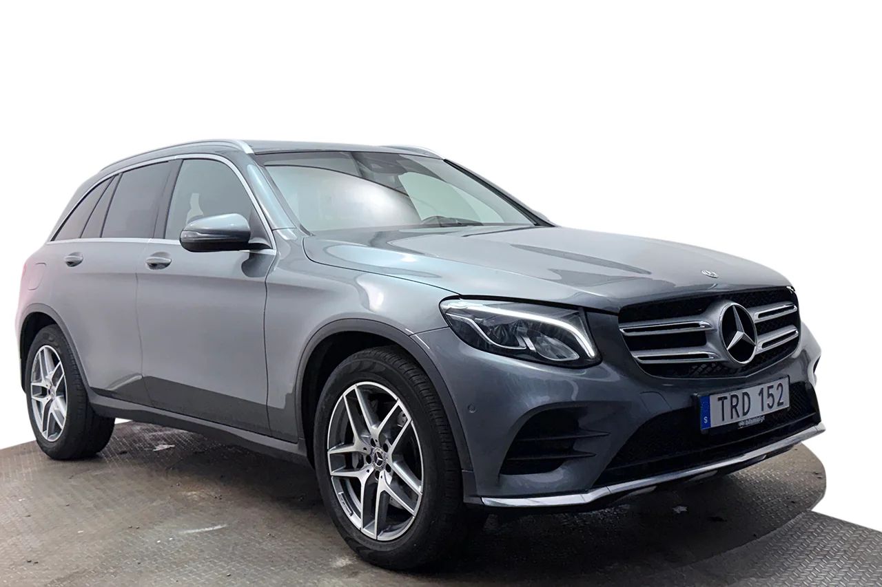 Mercedes-Benz GLC 220 d 4M AMG Line Drag Pano Läder Navi 170hk – bild 3 av 36