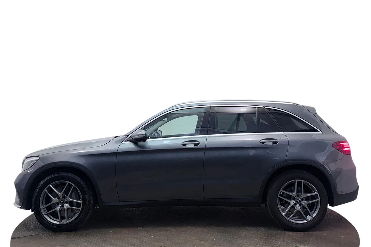 Mercedes-Benz GLC 220 d 4M AMG Line Drag Pano Läder Navi 170hk – bild 9 av 36