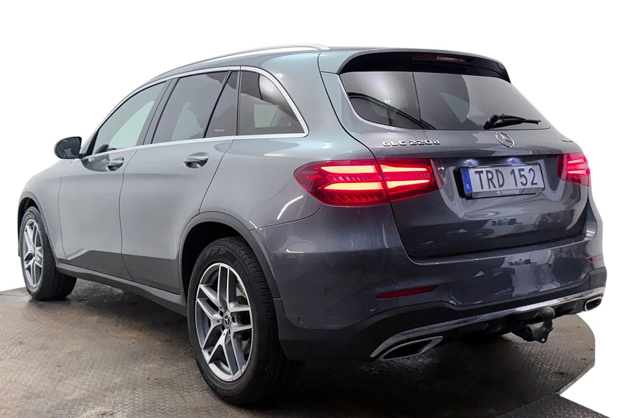 Mercedes-Benz GLC 220 d 4M AMG Line Drag Pano Läder Navi 170hk – bild 8 av 36