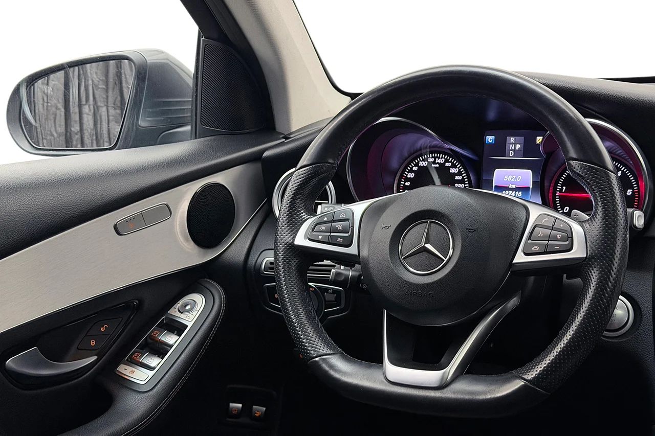 Mercedes-Benz GLC 220 d 4M AMG Line Drag Pano Läder Navi 170hk – bild 16 av 36