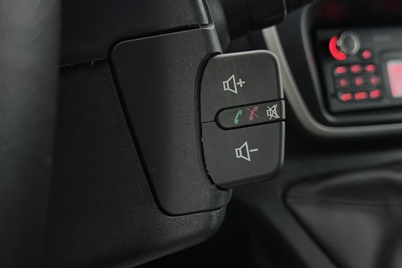 Renault Kangoo Maxi Z.E. Passenger 22 kWh Köpt Batteri 5-sits Värmare P-Sens MOMS – bild 19 av 22