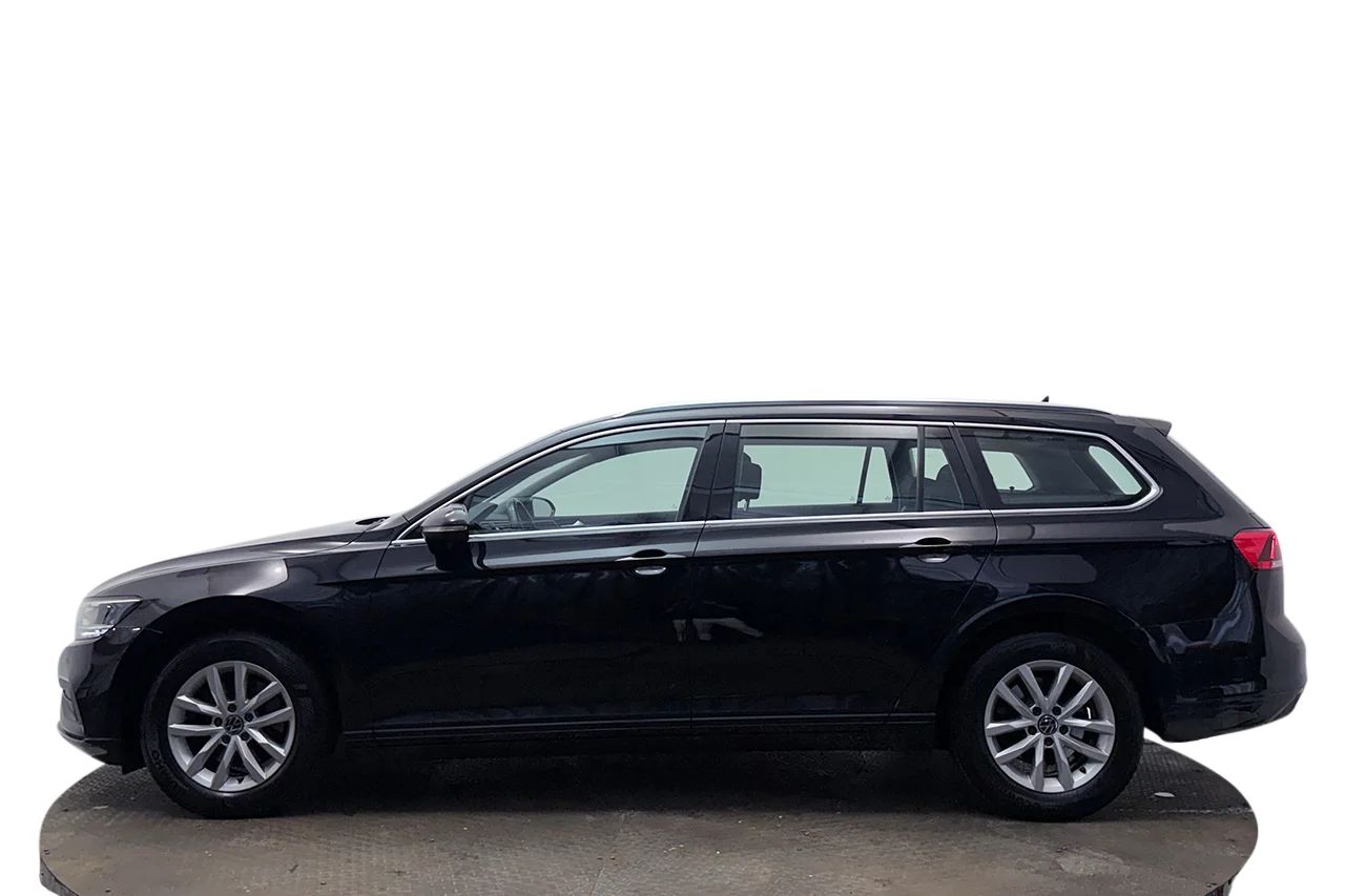 Volkswagen Passat SC 1.5 TSI Aut Drag Kamera Värmare Stolminne Keyless MOMS – bild 8 av 37