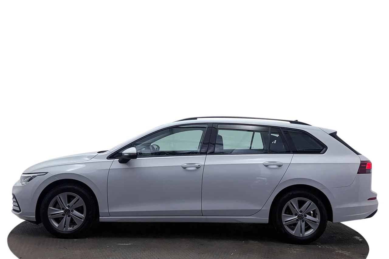 Volkswagen Golf SC 1.5 TSI Dubbelkommando Cockpit Filassistans P-Sensorer MOMS 150hk – bild 9 av 34