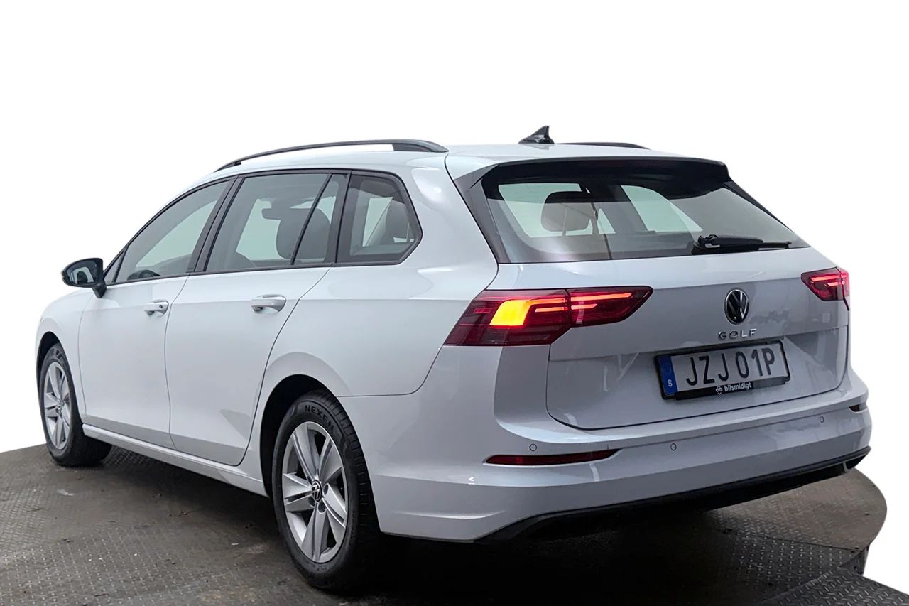 Volkswagen Golf SC 1.5 TSI Dubbelkommando Cockpit Filassistans P-Sensorer MOMS 150hk – bild 8 av 34