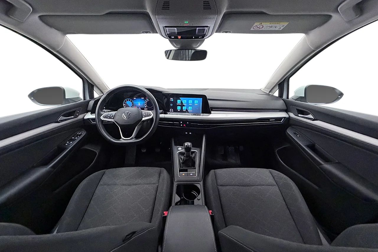 Volkswagen Golf SC 1.5 TSI Dubbelkommando Cockpit Filassistans P-Sensorer MOMS 150hk – bild 14 av 34