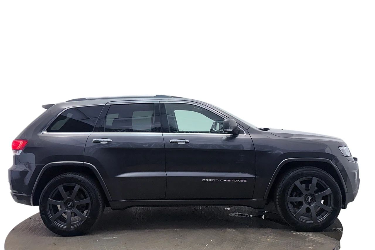 Jeep Grand Cherokee 3.0 V6 CRD 4WD Overland Drag Pano Navi Kamera Läder Stolminne 250hk – bild 4 av 40