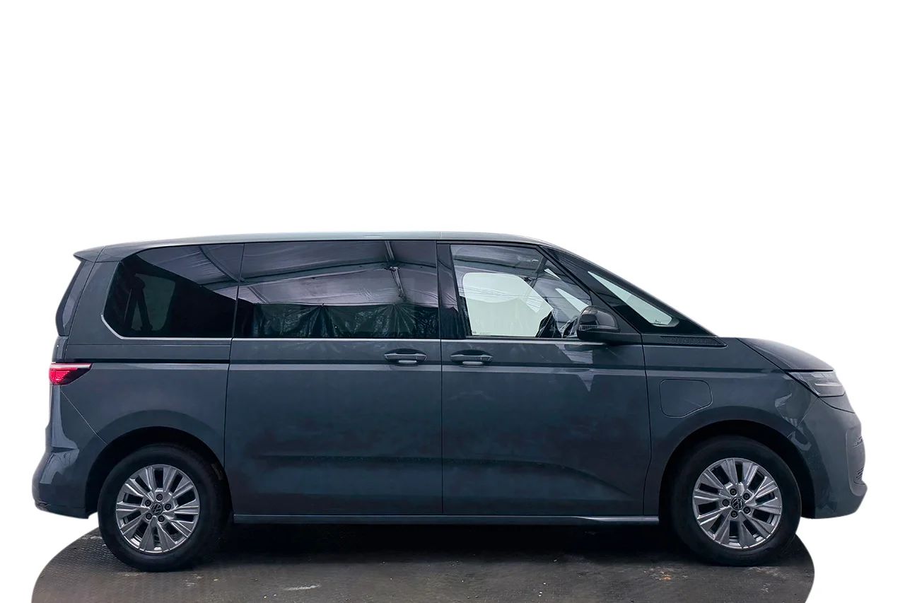 Volkswagen Multivan eHybrid 1.4 TSI Plus Drag Navi Kamera Cockpit MOMS 218hk – bild 4 av 33