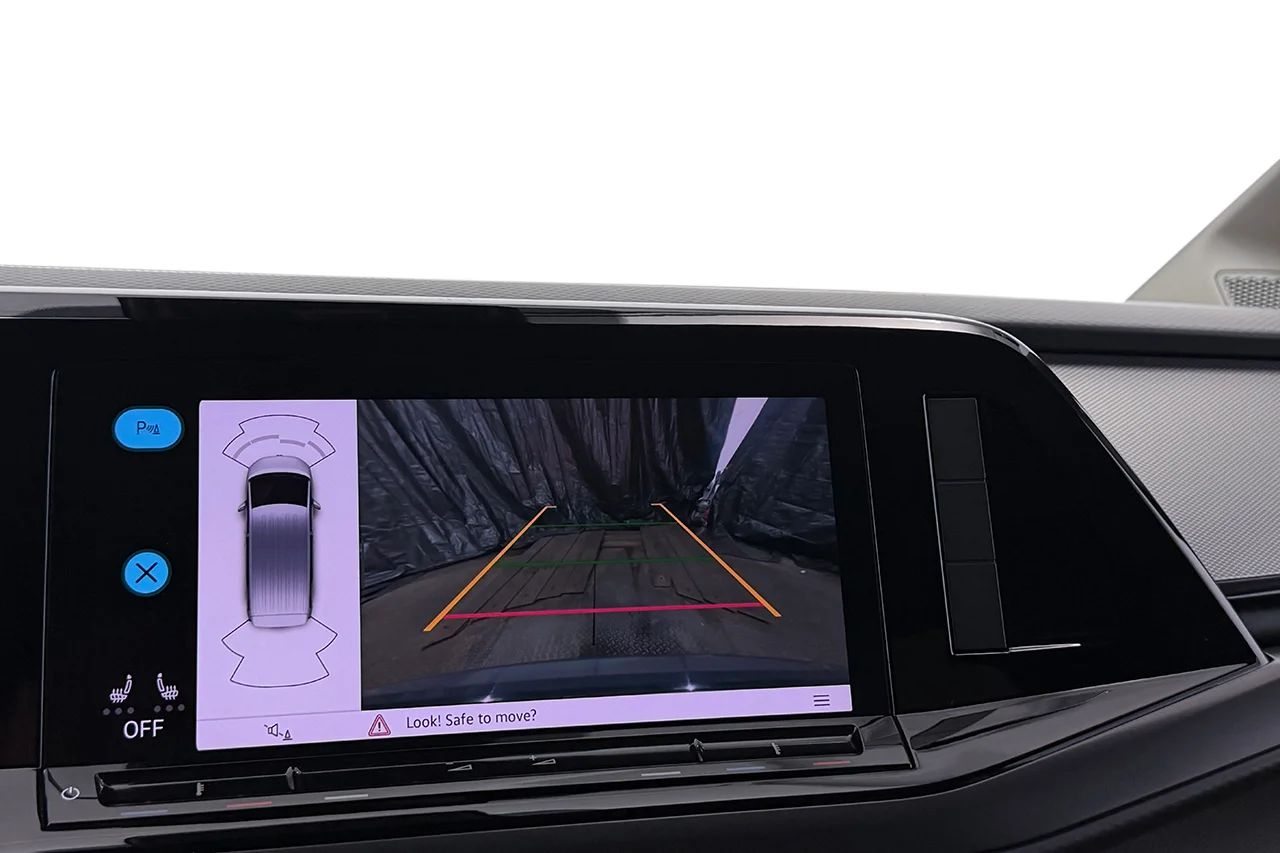 Volkswagen Multivan eHybrid 1.4 TSI Plus Drag Navi Kamera Cockpit MOMS 218hk – bild 18 av 33