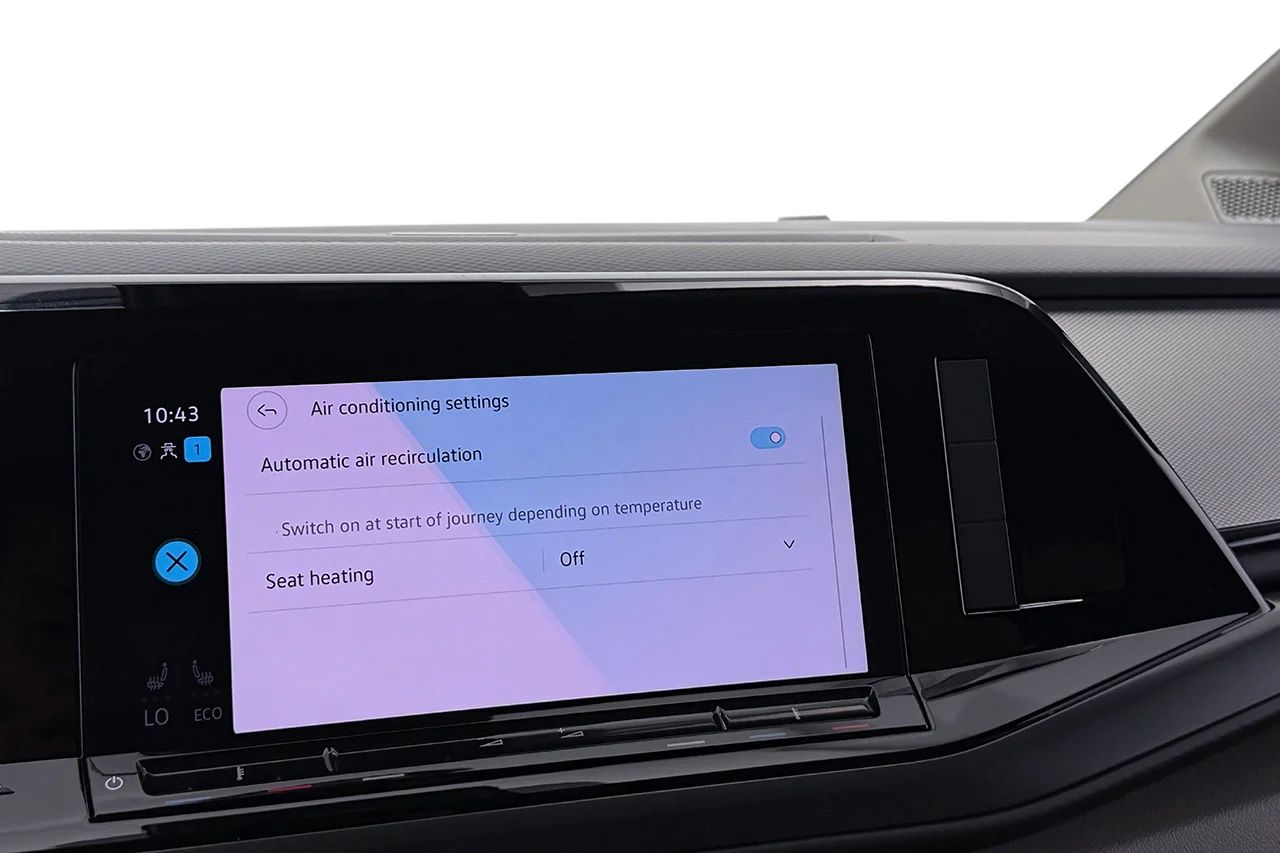 Volkswagen Multivan eHybrid 1.4 TSI Plus Drag Navi Kamera Cockpit MOMS 218hk – bild 23 av 33