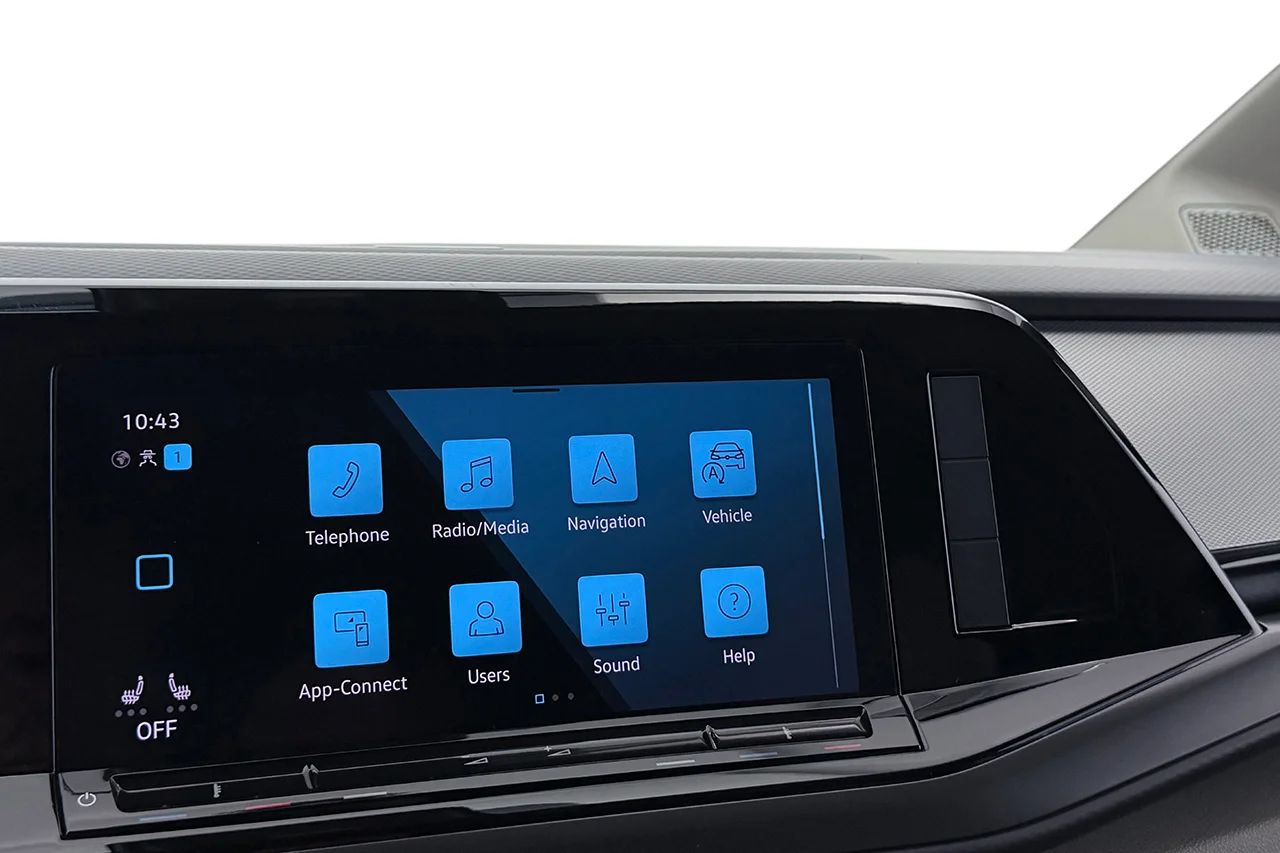 Volkswagen Multivan eHybrid 1.4 TSI Plus Drag Navi Kamera Cockpit MOMS 218hk – bild 24 av 33