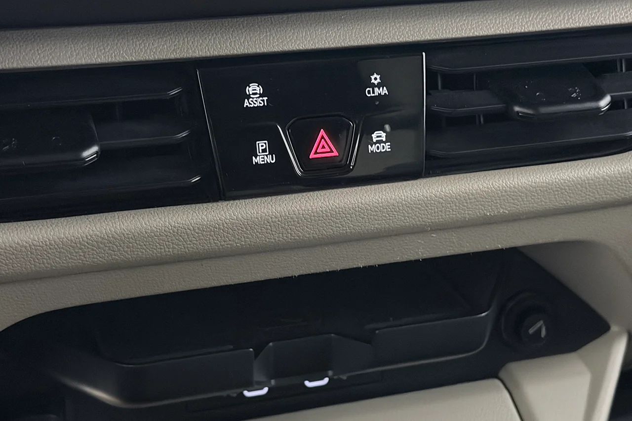 Volkswagen Multivan eHybrid 1.4 TSI Plus Drag Navi Kamera Cockpit MOMS 218hk – bild 26 av 33