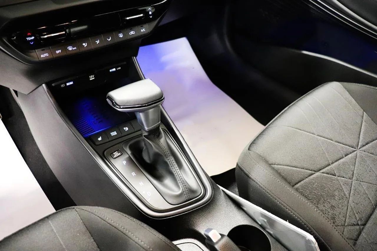 Hyundai Bayon 1.0 T-GDI Aut Advanced Cockpit P-Sens Kamkedja 100hk – bild 13 av 15