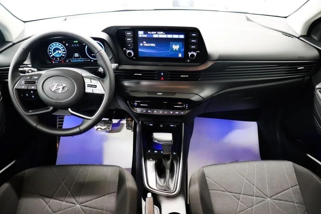 Hyundai Bayon 1.0 T-GDI Aut Advanced Cockpit P-Sens Kamkedja 100hk – bild 9 av 15