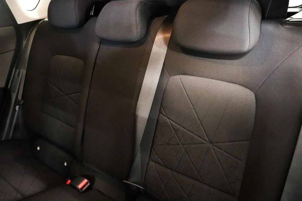Hyundai Bayon 1.0 T-GDI Aut Advanced Cockpit P-Sens Kamkedja 100hk – bild 8 av 15