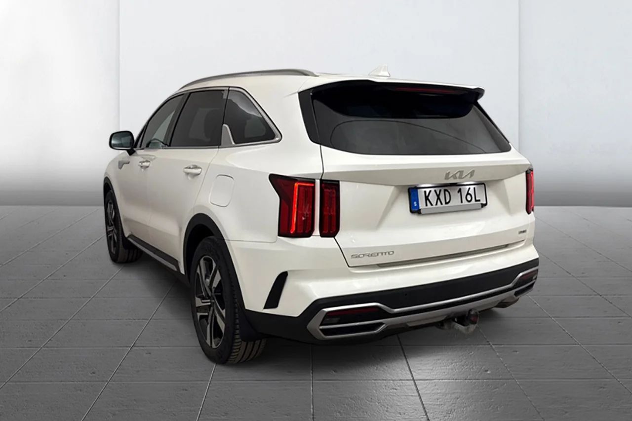 Kia Sorento Plug-in Advance Plus 7-sits Drag Navi 360° Värmare MOMS 265hk – bild 6 av 16